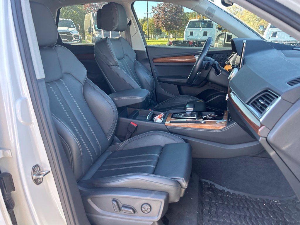 Used 2022 Audi Q5 2.0T Prestige AWD/4WD image 9