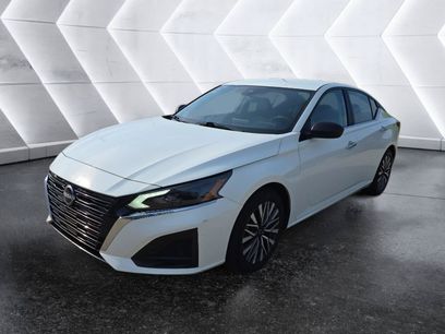Used 2025 Nissan Altima 2.5 SV