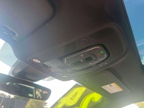 Used 2024 Audi Q5 e Premium Plus image 34