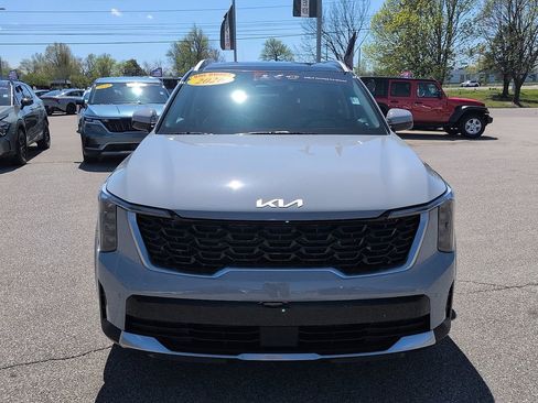 Used 2026 Kia Sorento S w/ S Panoramic Sunroof Package image 3