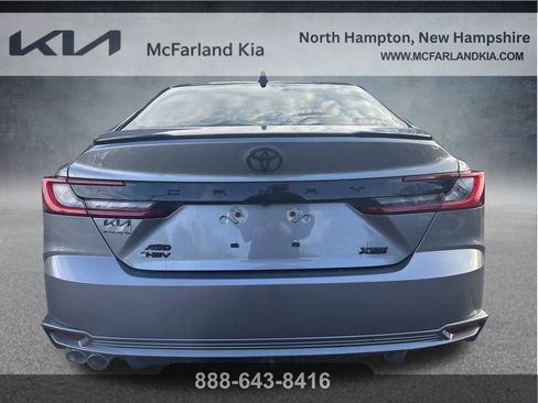 Used 2025 Toyota Camry Hybrid image 5