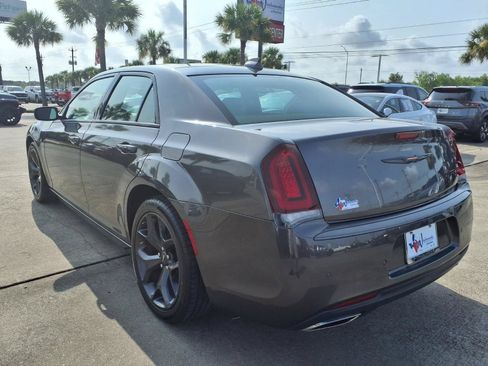 Used 2023 Chrysler 300 S RWD image 8