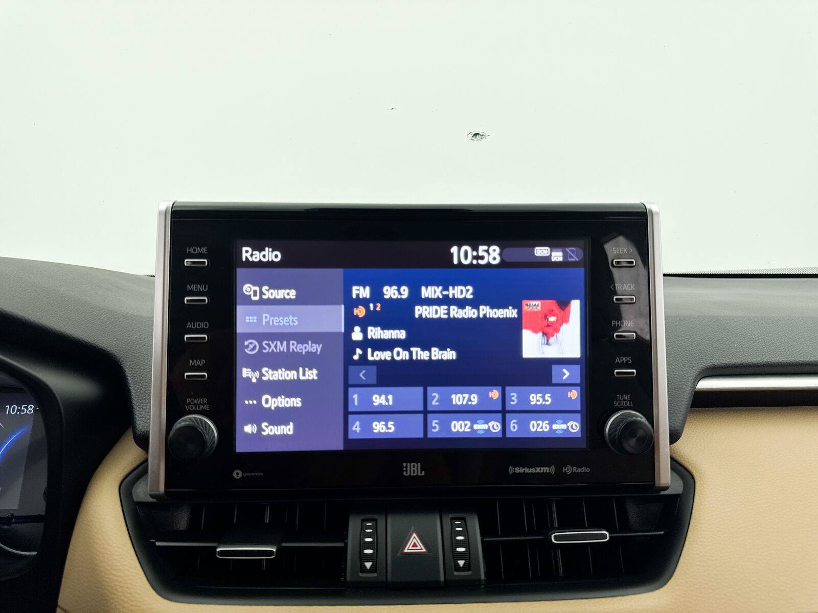 Used 2022 Toyota RAV4 Limited AWD/4WD image 6
