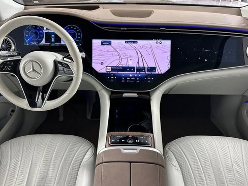 Certified 2023 Mercedes-Benz EQS 580 4MATIC SUV image 15
