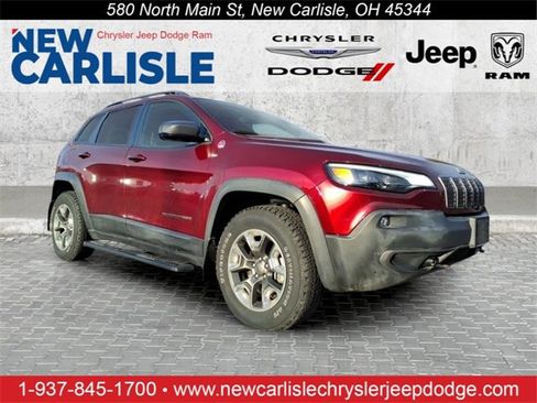 Used 2019 Jeep Cherokee Trailhawk w/ Cold Weather Group image 1