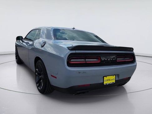 Used 2021 Dodge Challenger R/T Scat Pack RWD image 7
