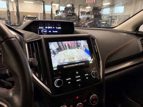 Certified 2023 Subaru Crosstrek 2.5i Limited w/ Moonroof Package AWD/4WD image 32