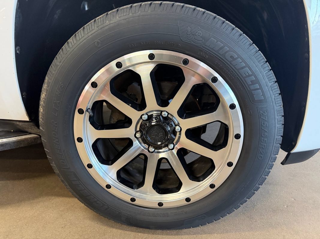 Used 2012 GMC Yukon Denali AWD/4WD image 33