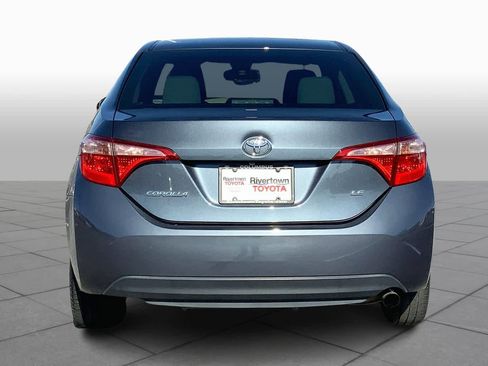 Used 2017 Toyota Corolla LE FWD image 4