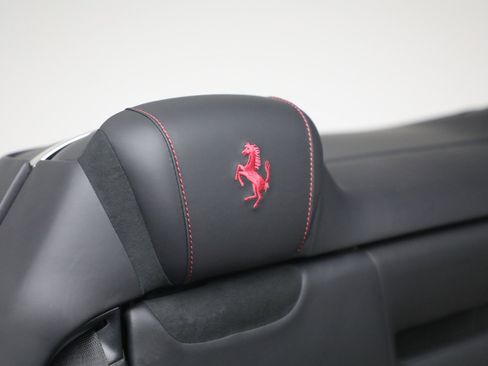 Certified 2025 Ferrari Roma Spider RWD image 24