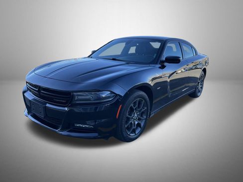 Used 2018 Dodge Charger GT image 1