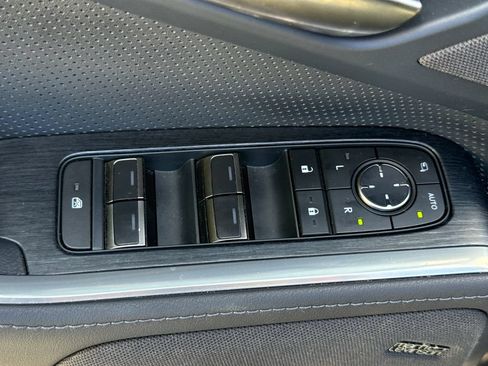 Used 2025 Lexus GX 550 w/ Accessory Package (Z1) AWD/4WD image 14