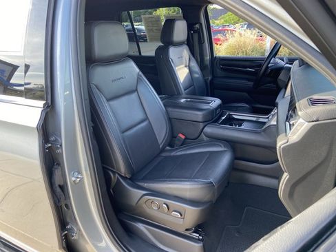 Used 2024 GMC Yukon Denali image 20