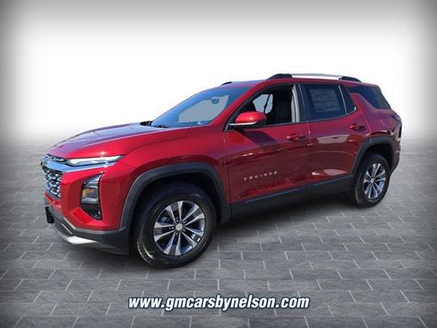 New 2026 Chevrolet Equinox LT w/ Convenience Package II AWD/4WD image 3