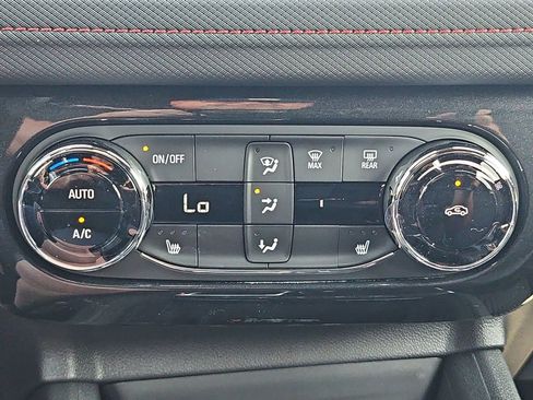 New 2025 Chevrolet TrailBlazer RS w/ Convenience Package image 38