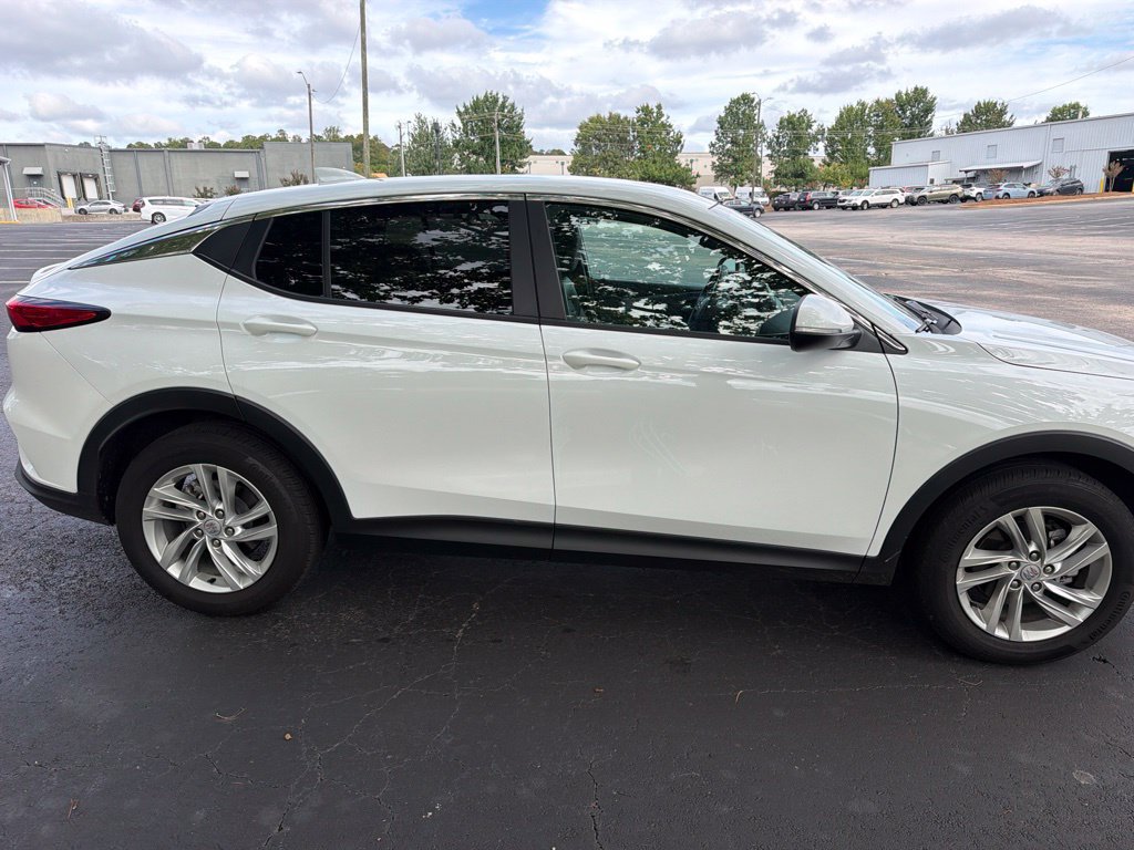 Used 2025 Buick Envista Preferred FWD image 4