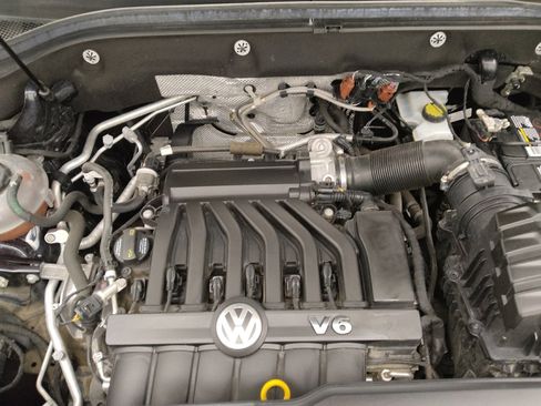 Used 2019 Volkswagen Atlas SE image 30