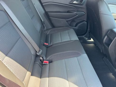 New 2026 Chevrolet Trax LT FWD image 9