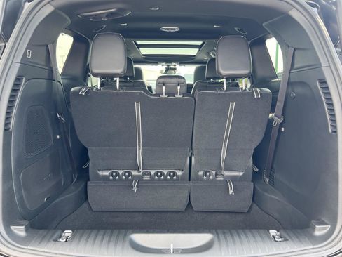 New 2025 Chrysler Pacifica Select w/ Uconnect Theater Family Group image 52
