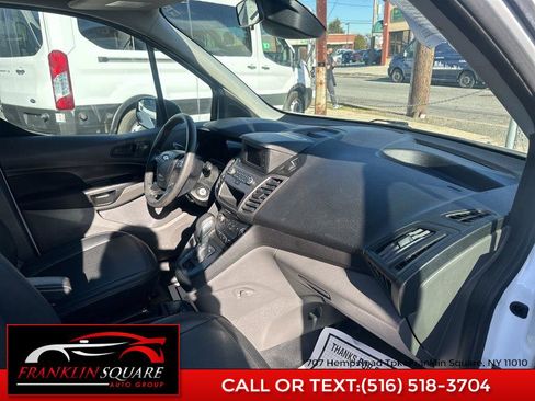Used 2019 Ford Transit Connect XL image 18