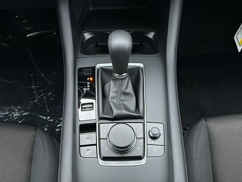 New 2026 MAZDA MAZDA3 s FWD image 23