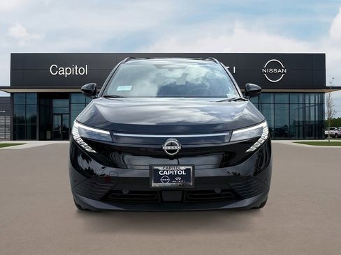 New 2026 Nissan Leaf Platinum+ image 2