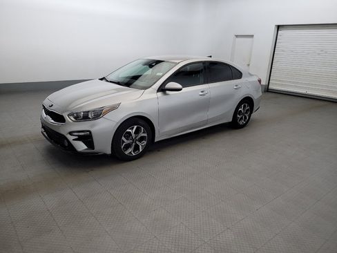 Used 2021 Kia Forte LXS FWD image 2