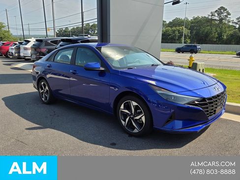 Certified 2023 Hyundai Elantra SEL w/ Convenience Package FWD image 17