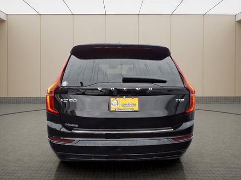 New 2026 Volvo XC90 T8 Ultra w/ Protection Package Premier image 8