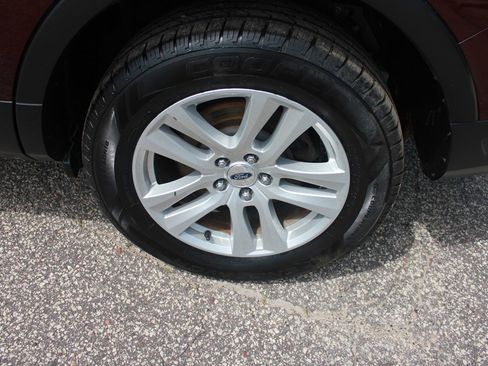 Used 2018 Ford Explorer XLT w/ Equipment Group 202A image 60