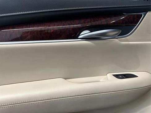 Used 2018 Cadillac XT5 Premium Luxury AWD/4WD image 19