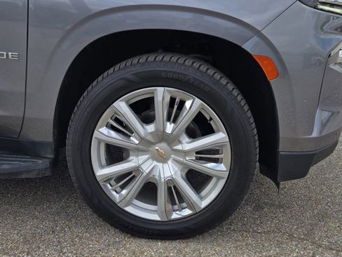 Used 2021 Chevrolet Tahoe High Country image 4