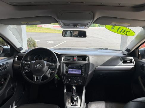 Used 2014 Volkswagen Jetta TDI image 9