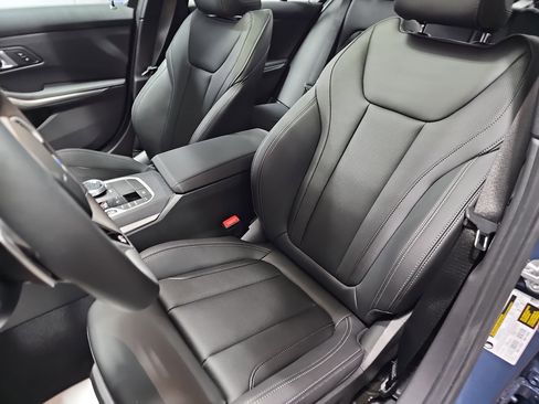 New 2026 BMW 330i Sedan w/ M Sport Package image 16