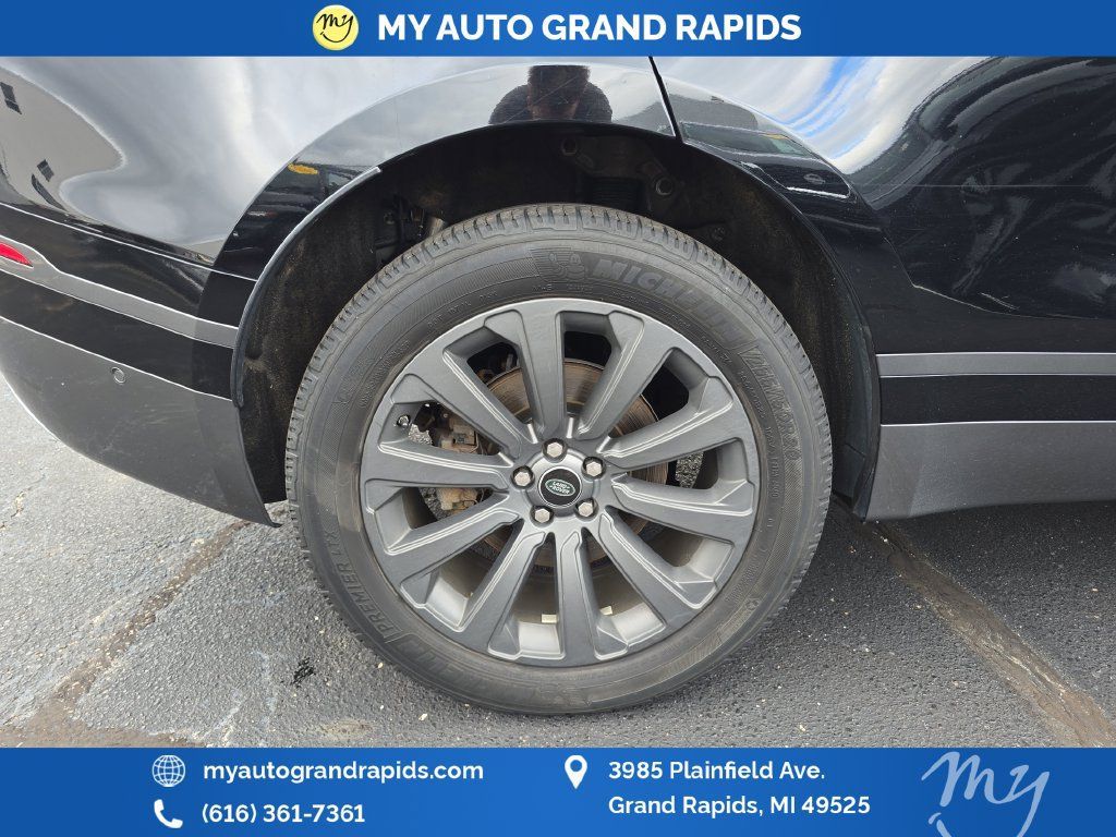 Used 2019 Land Rover Range Rover Velar R-Dynamic SE AWD/4WD image 34