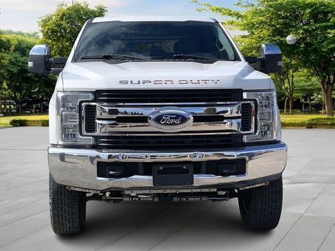Used 2019 Ford F250 XL w/ Power Equipment Group image 2