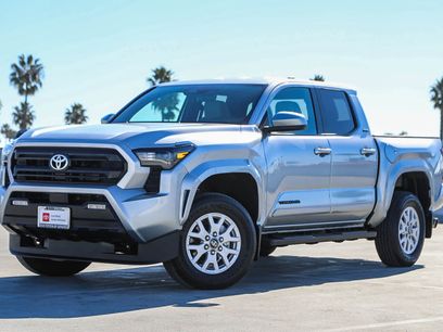 Certified 2025 Toyota Tacoma SR5
