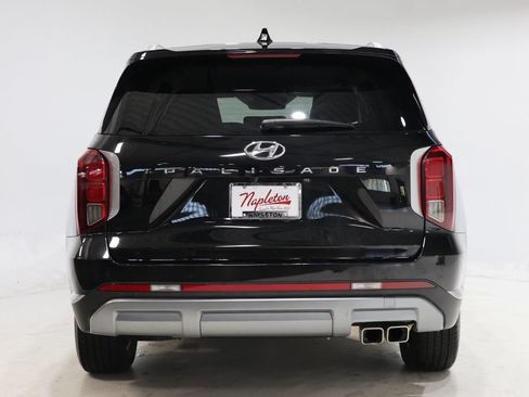 Used 2025 Hyundai Palisade SEL FWD image 7