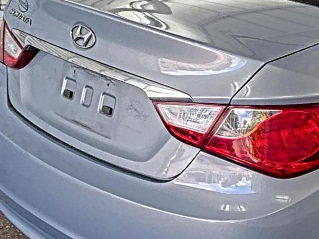 Used 2011 Hyundai Sonata GLS FWD image 7
