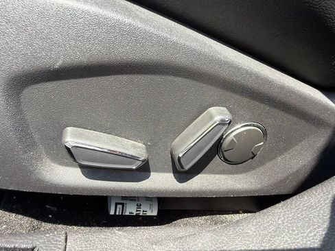 Used 2016 Ford Fusion Titanium FWD image 25
