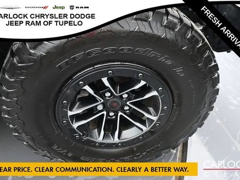 Used 2024 Jeep Wrangler Unlimited Rubicon AWD/4WD image 43