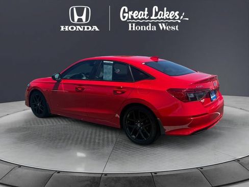 Used 2024 Honda Civic Sport image 3