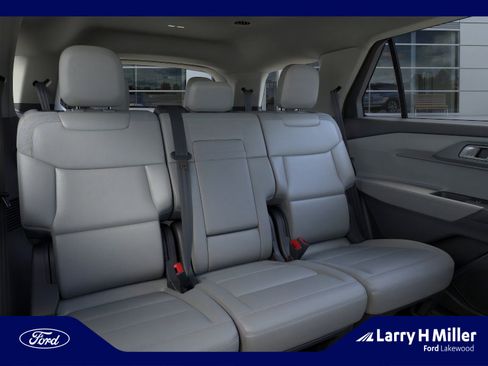 New 2026 Ford Explorer Active w/ Active Comfort Package image 11