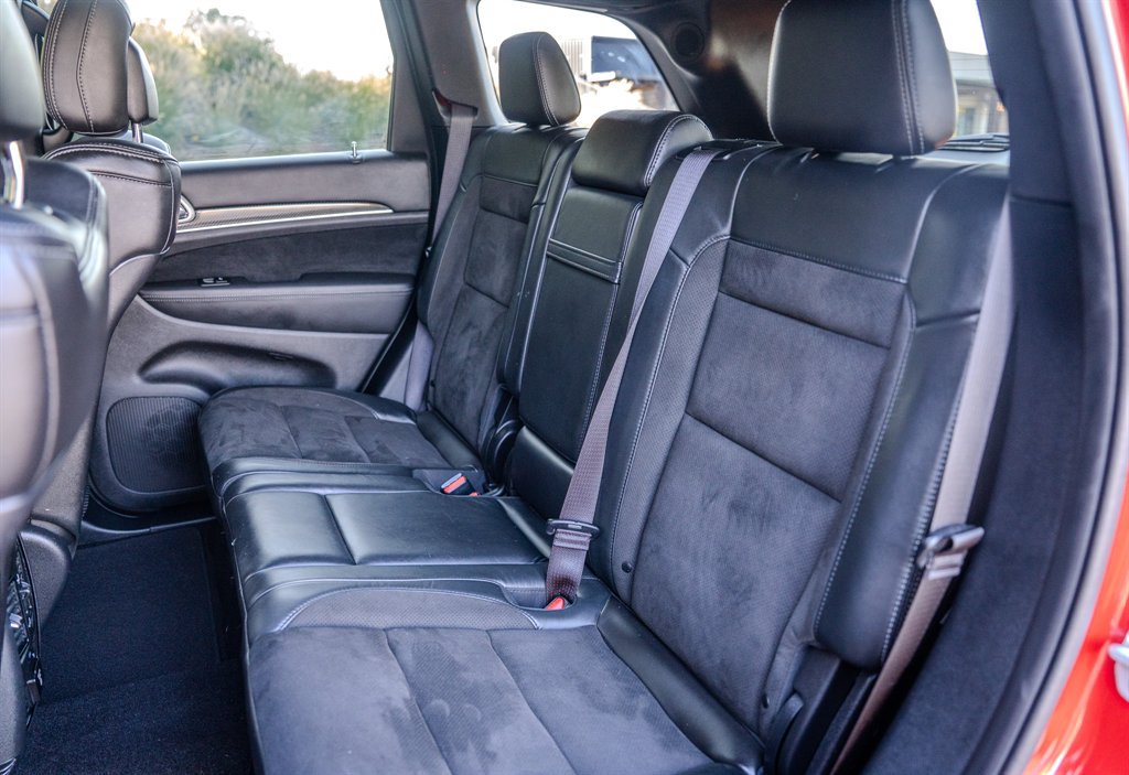 Used 2020 Jeep Grand Cherokee SRT AWD/4WD image 28