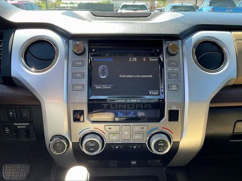 Used 2019 Toyota Tundra Limited image 23