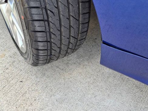 Used 2013 Hyundai Genesis 3.8 RWD image 23