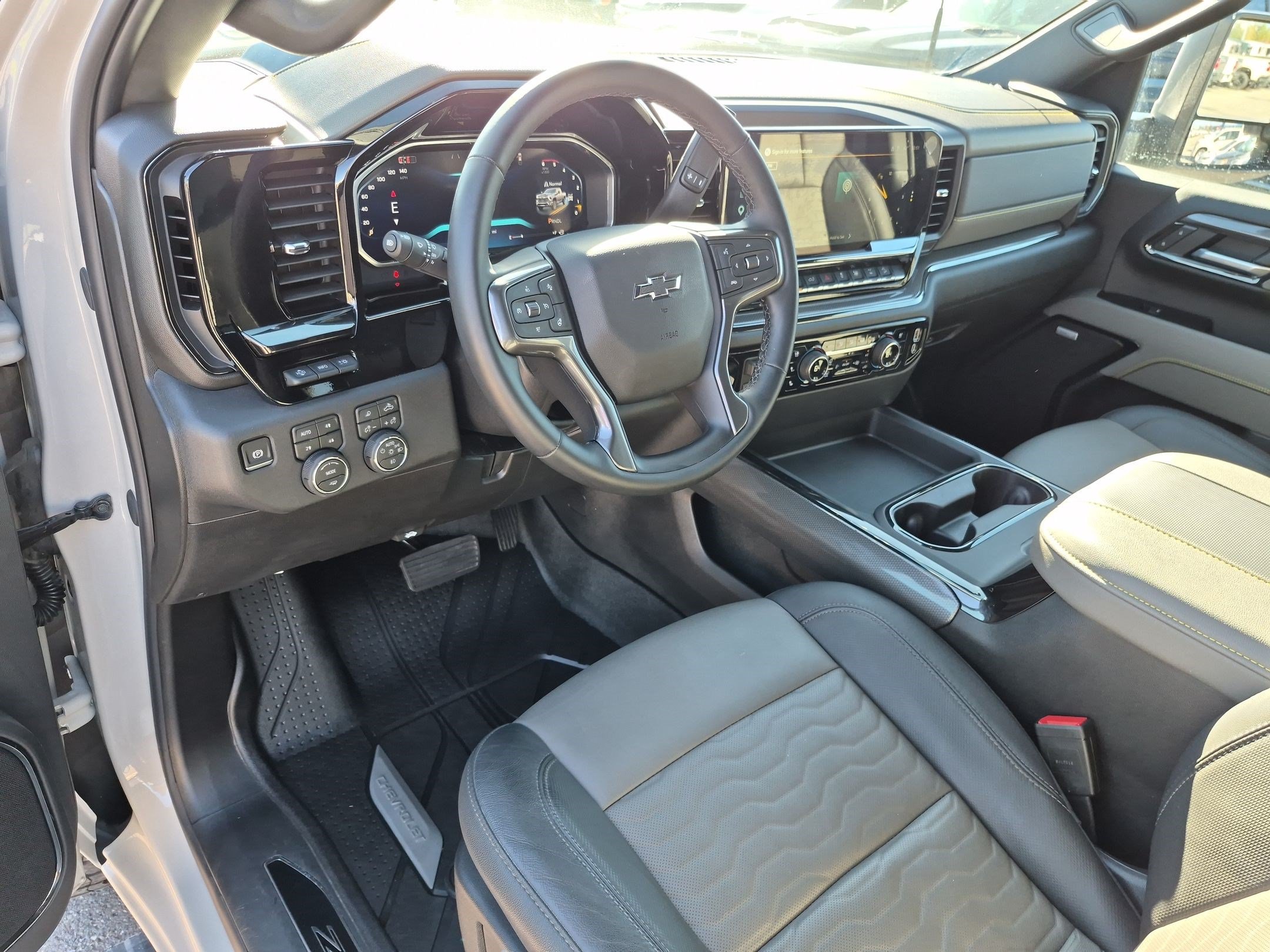 Used 2026 Chevrolet Silverado 2500 ZR2 AWD/4WD image 14