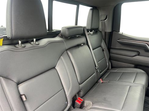 Used 2024 GMC Sierra 1500 SLT w/ SLT Premium Plus Package image 18