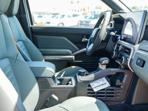 New 2025 Toyota Tacoma 4x4 Double Cab Hybrid image 21