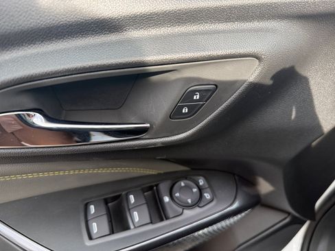 New 2026 Chevrolet Trax ACTIV w/ Driver Confidence Package FWD image 18